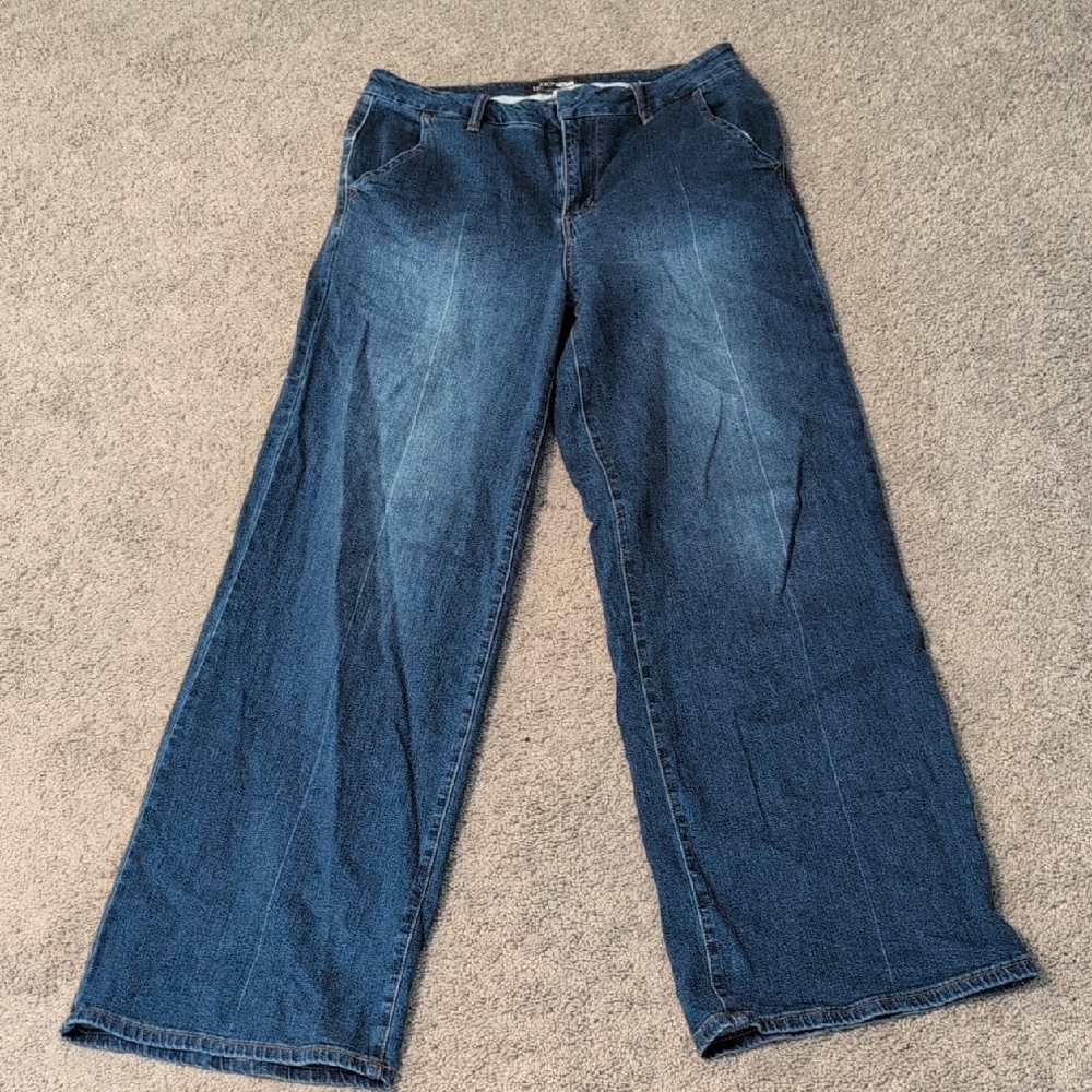 Fashion Nova Classic Blue Jeans
